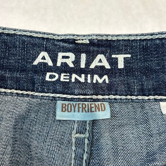 Ariat Denim Shorts Sz 30R Boyfriend Perfect Rise Front Path Pockets Blue Jean - Picture 3 of 8